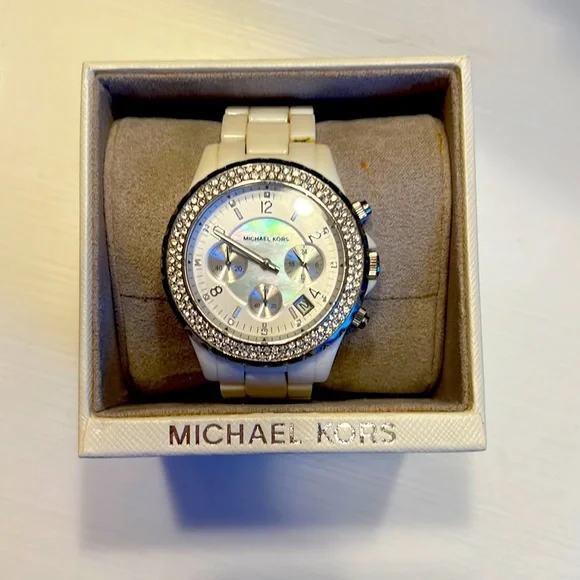 Michael Kors | Accessories | White Michael Kors Watch Mk530  display picture 1